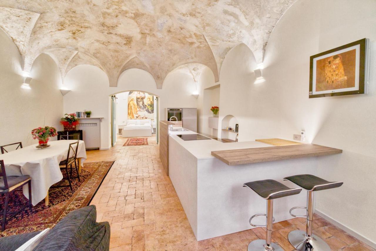 Il Loft Di Quintino Appartement Parma Buitenkant foto